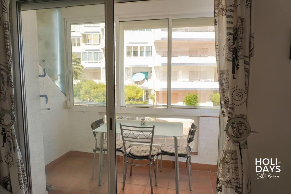 רוזס Apartamento Marina Dreams מראה חיצוני תמונה